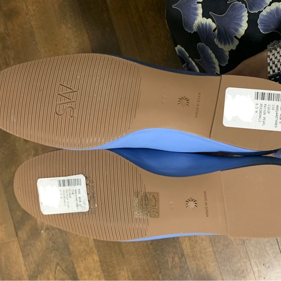 Stuart Weitzman light blue loafers 8.5 - Picture 3 of 3